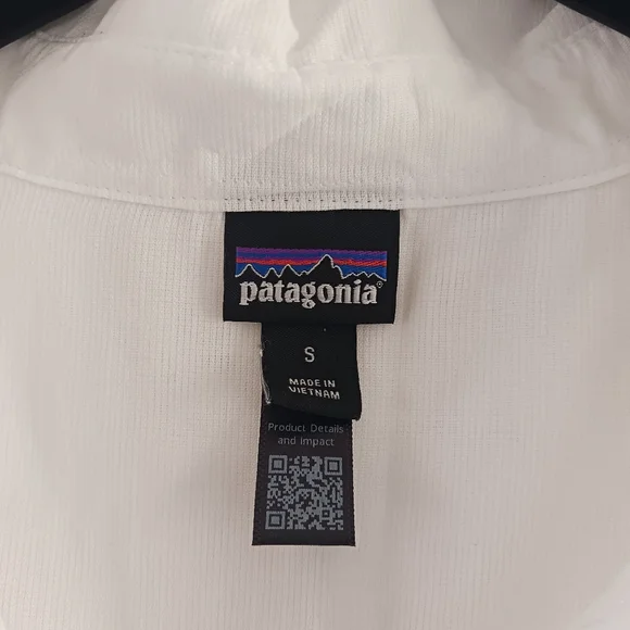 Patagonia Cap Sleeve Button-Down Shirt - Picture 3 of 5